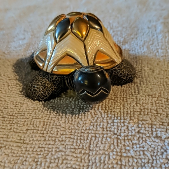 Turtle - Picture 3 of 4